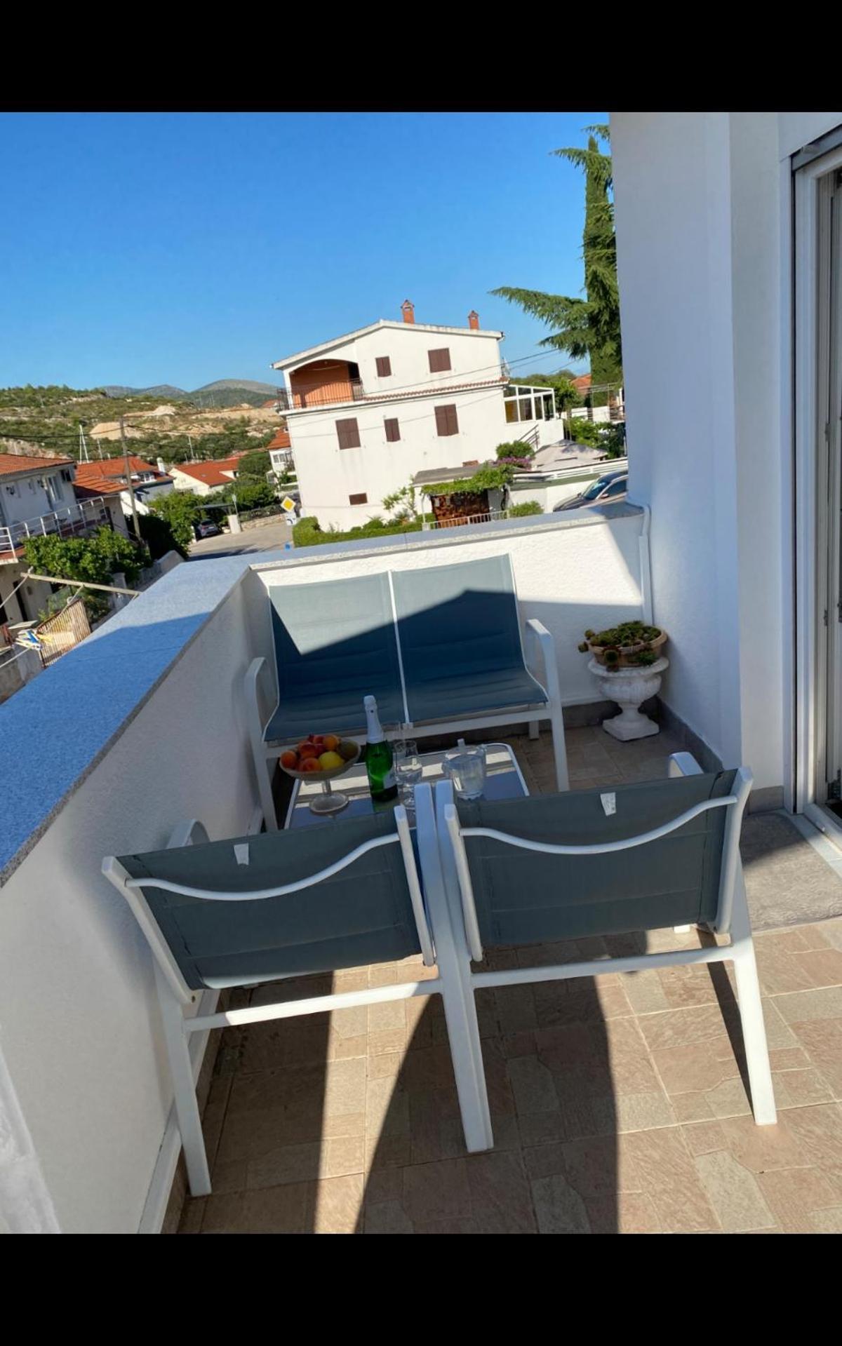 Apartment Remi, Penthouse With Balcony, Free Parking Marina Exterior photo